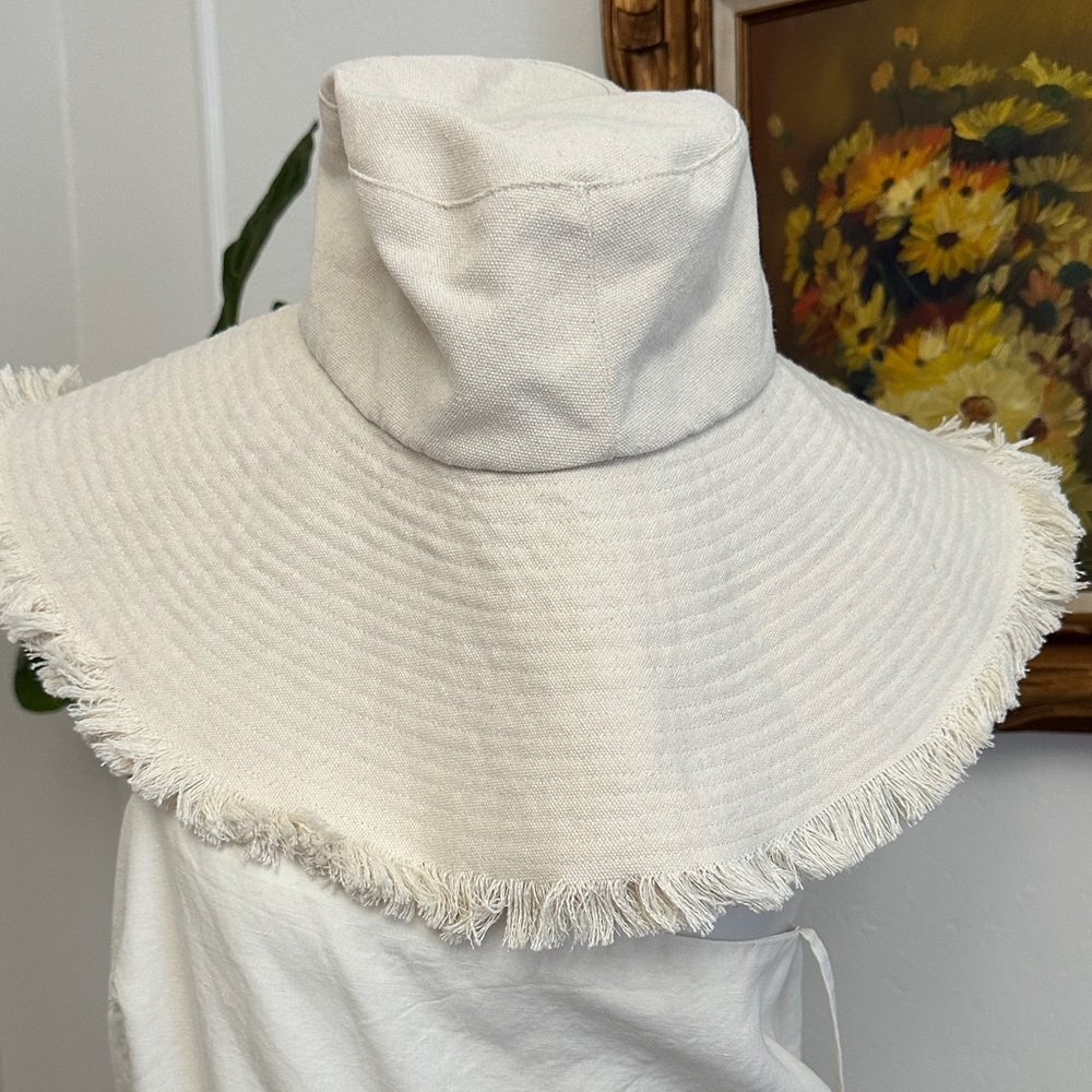 Cream cotton Wide-Brim Fringed Sun Hat